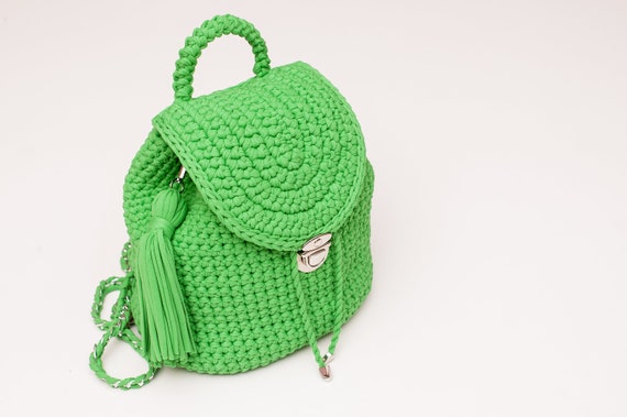 easy crochet backpack for beginners