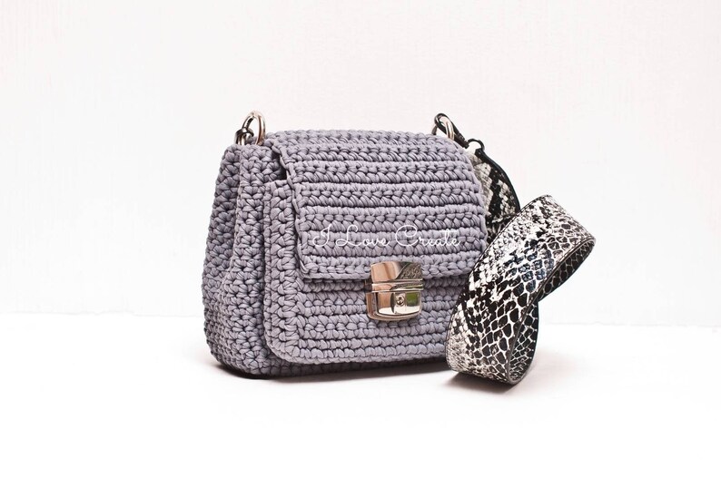 Crossbody bag with pocket PDF pattern Crochet pattern Video image 2