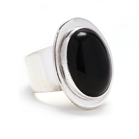 Vintage Sterling Silver Black Onyx Oval Ring - image 1