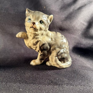 Vintage Ceramic Kitten Figurine