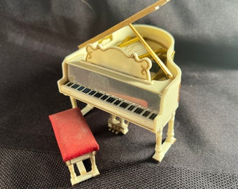 Doll House Piano and bench with Metronome