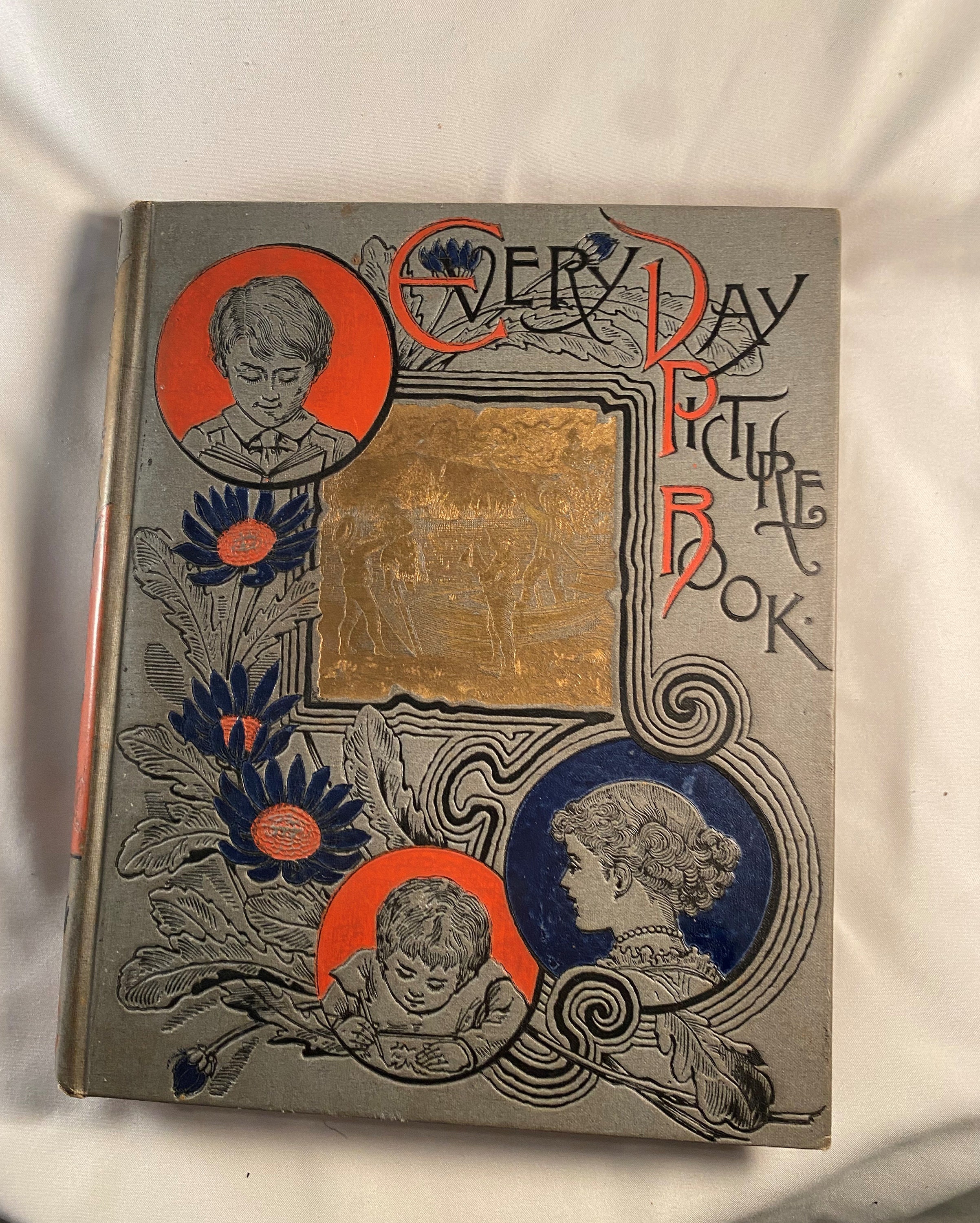 Every-day Picture Book
