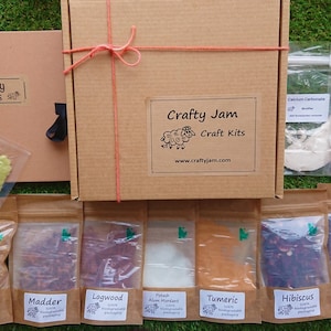 Crafty Jam Natural Dyeing &#39;Experimenter&#39;s&#39; Starter Kit for Natural Fibres 300g, 6 dyes