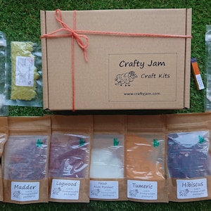 Crafty Jam Natural Dyeing &#39;Experimenter&#39;s&#39; Starter Kit for Natural Fibres 150g, 6 dyes