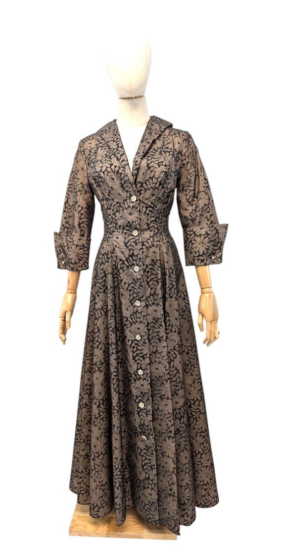 1950s Dressing Gown