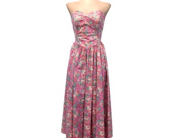 1980-1990s Laura Ashley Pink Floral Print Sweetheart Neckline Dress XXS 28&quot;B