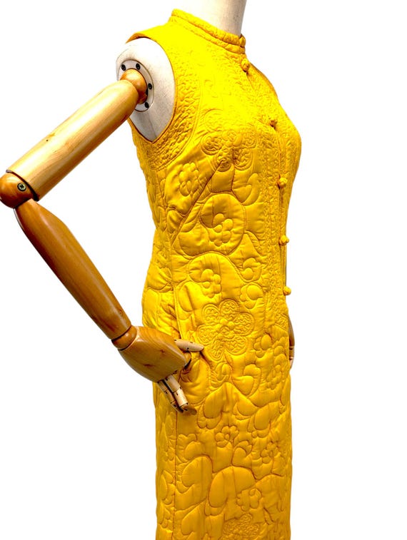 1960s Quilted Housedress By Charles & Co. - image 8