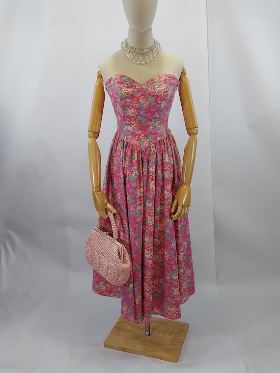 1980-1990s Laura Ashley Pink Floral Print Sweethea