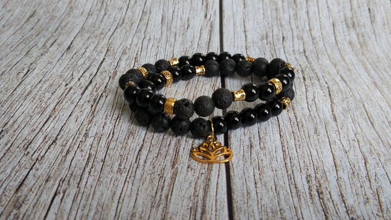 Gemstone bracelet. diffuse bracelet Essential Oils bracelet,Oil diffuser bracelet Lava vulcanic beads bracelet Agate mala beads jewelry