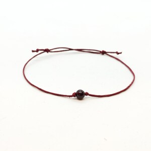 Passion and Self Confidence, Garnet Healing Energy Bracelet, Chakra Balancing Adjustable String Bracelet