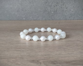 Pearl Crystal Bracelet - Bride, Bridesmaid, Wedding, Prom