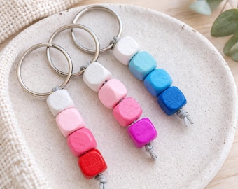 木製ビーズキーホルダー - 大 // 天然木ビーズキーホルダー - Etsy 日本