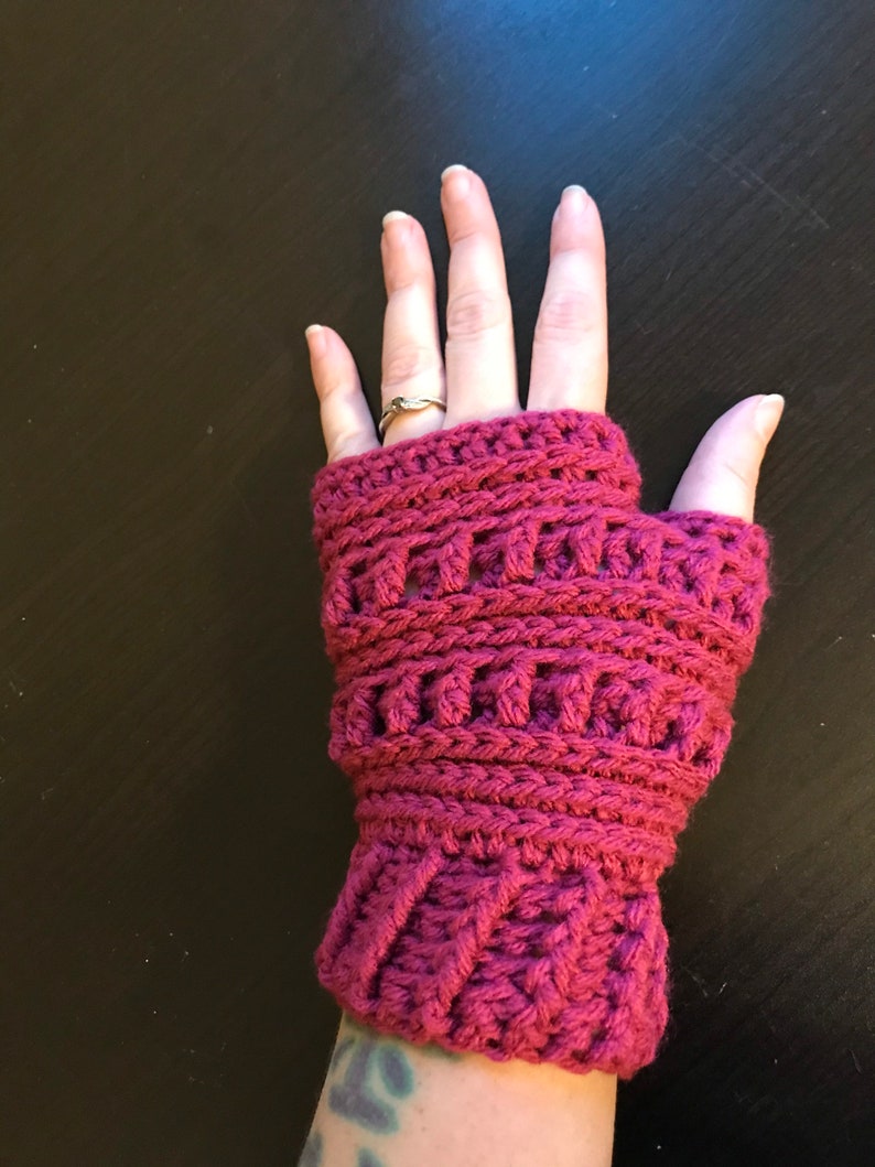 Fingerless Gloves