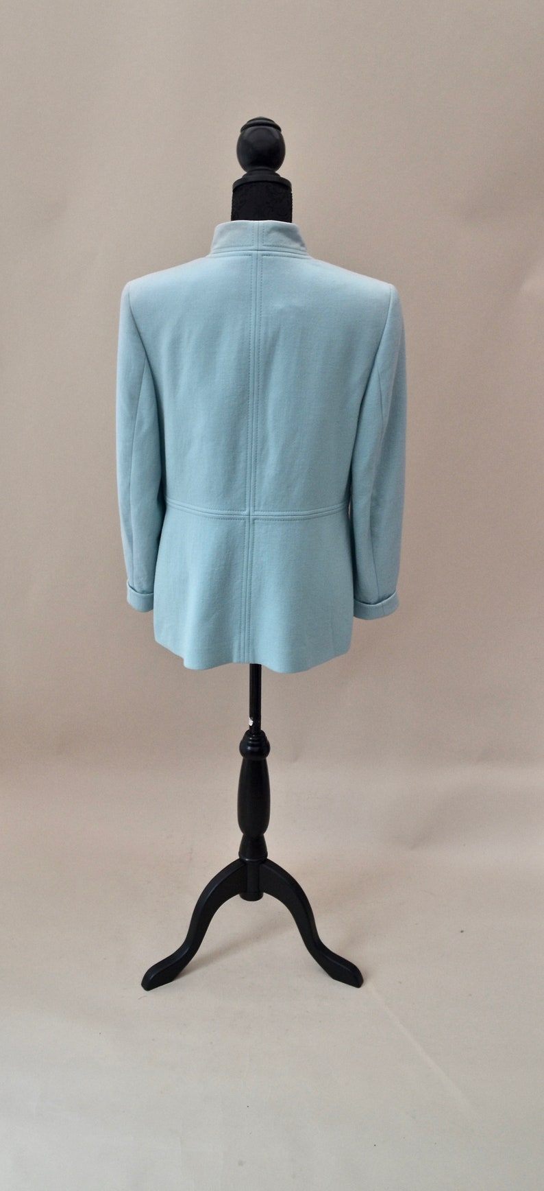 Est UK size 1416 1980s Pale blue Louis Feraud skirt and long Jacket
