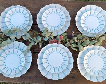 Limoges porcelain plates, André Giraud, 1925 / 1930, blue and white floral decoration / profiled borders / vintage crockery France