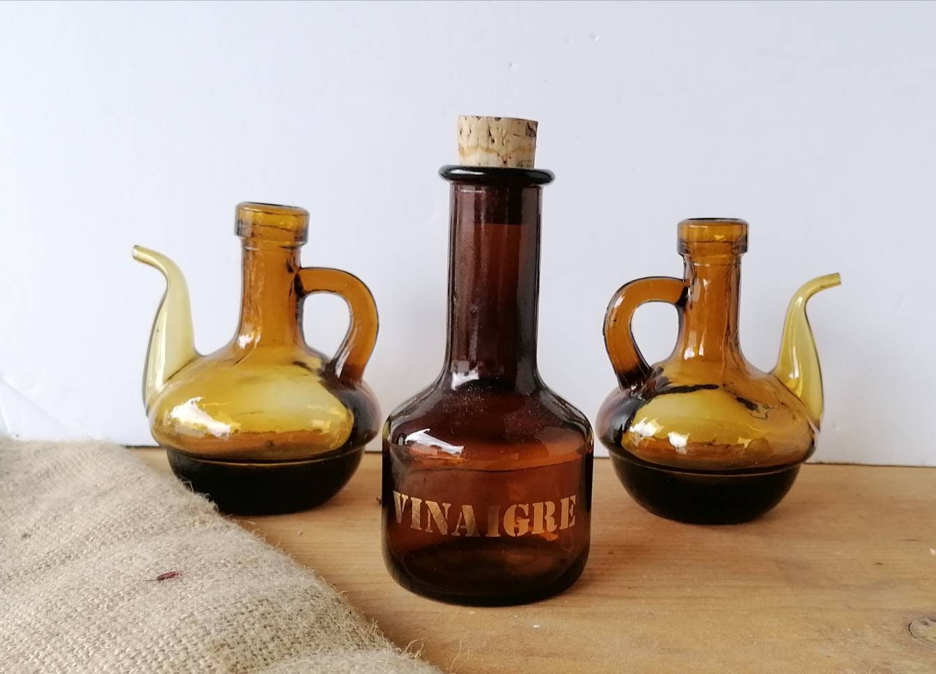 Service Huiliers et Vinaigrier en Verre Ambré, Burettes Flacon Bouteille Vintage Années 60