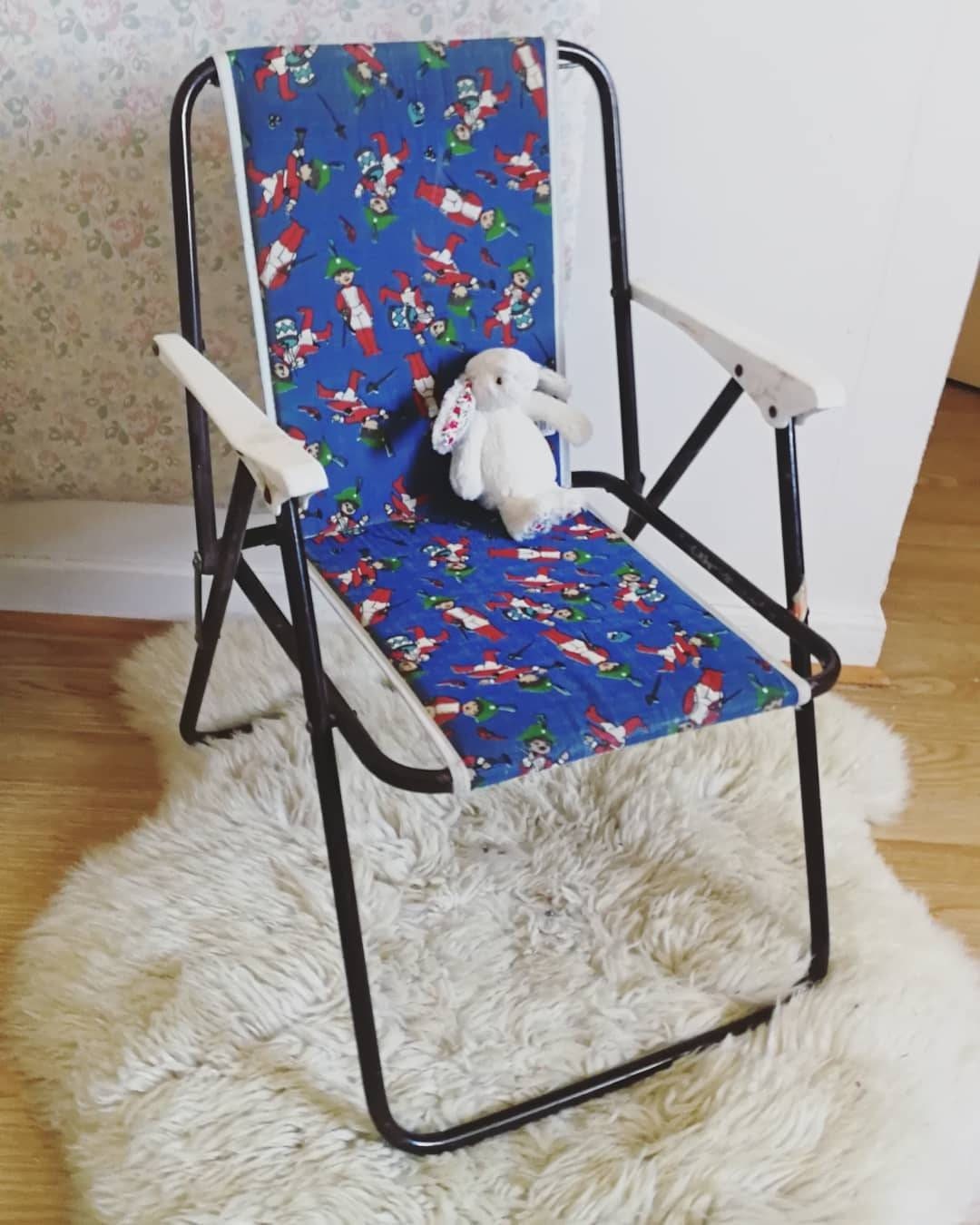 Chaise Pliante Enfant /Vintage Années 70/Tissu Petits Soldats Bleu et Vert Fauteuil Jardin Chambre