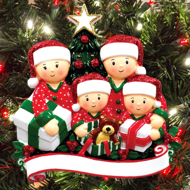 Christmas Decoration, Personalised Family Christmas Ornament for couples and families with 1,2, 3, 4 kids. Xmas 2026 Keepsake 画像 8