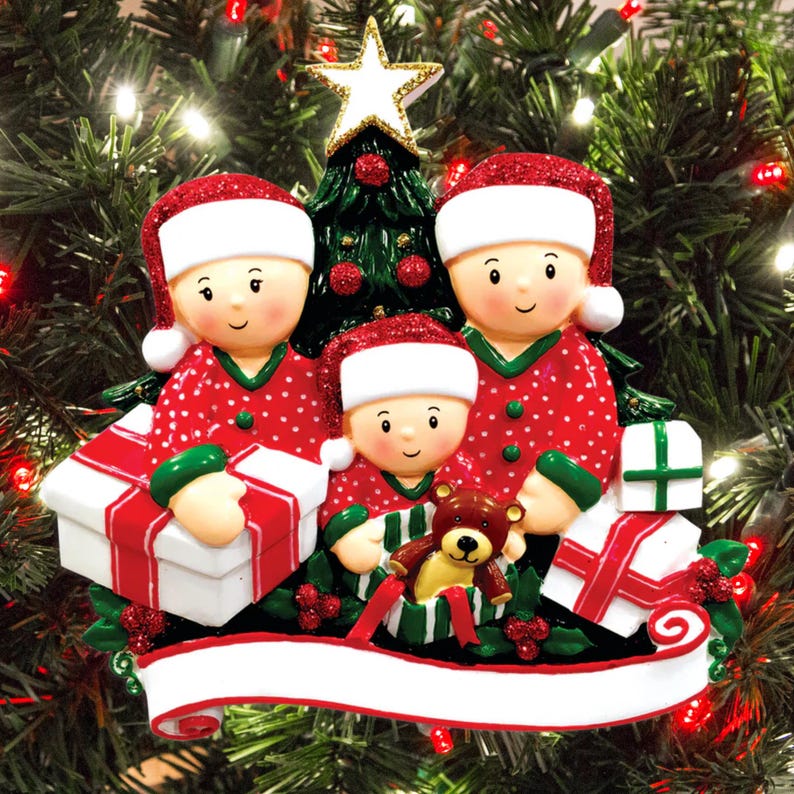 Christmas Decoration, Personalised Family Christmas Ornament for couples and families with 1,2, 3, 4 kids. Xmas 2026 Keepsake 画像 9
