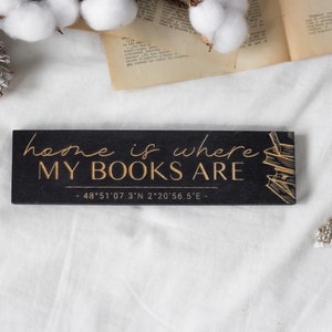 Cartel con Coordenadas Personalizables, Cartel de madera natural individual grande,  Para regalo o amantes de los libros, Grabado a láser