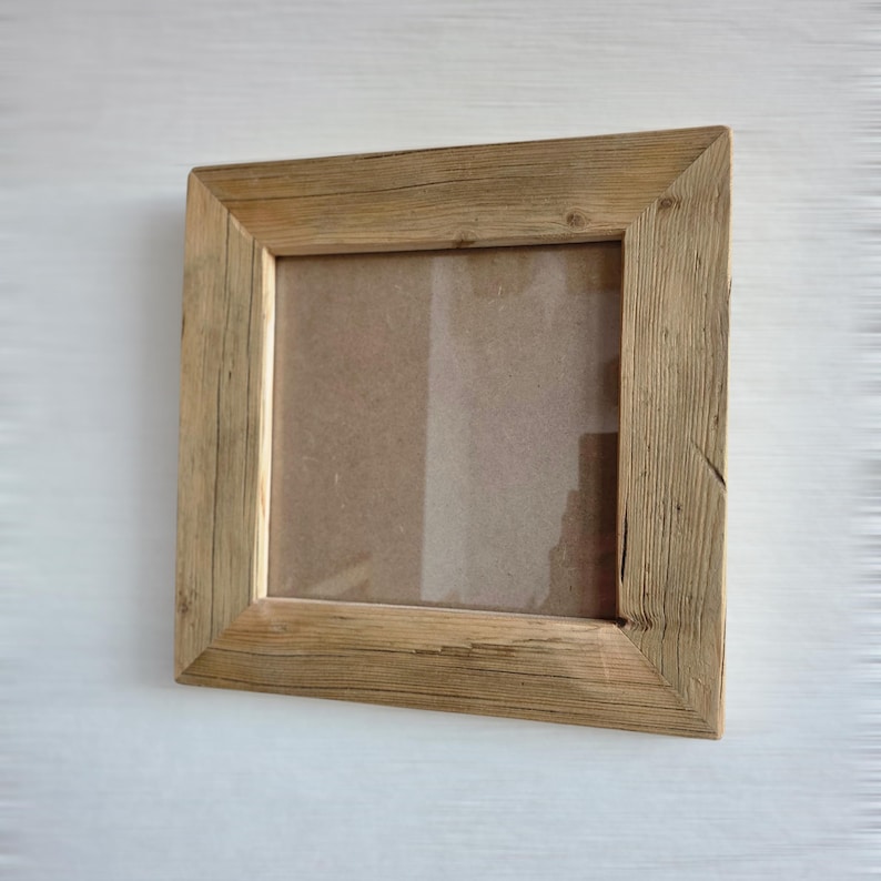Marcos de fotos de madera hechos de madera recuperada, tablones viejos, estilo loft, marcos de fotos de madera recuperada, hechos a medida imagen 12
