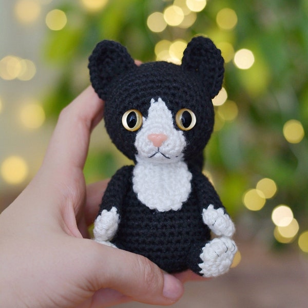 Tuxedo Cat crochet pattern , amigurumi toy tuxedo cat tutorial, DIY crochet small black and white cat, stuffed toy tuxedo kitten pdf