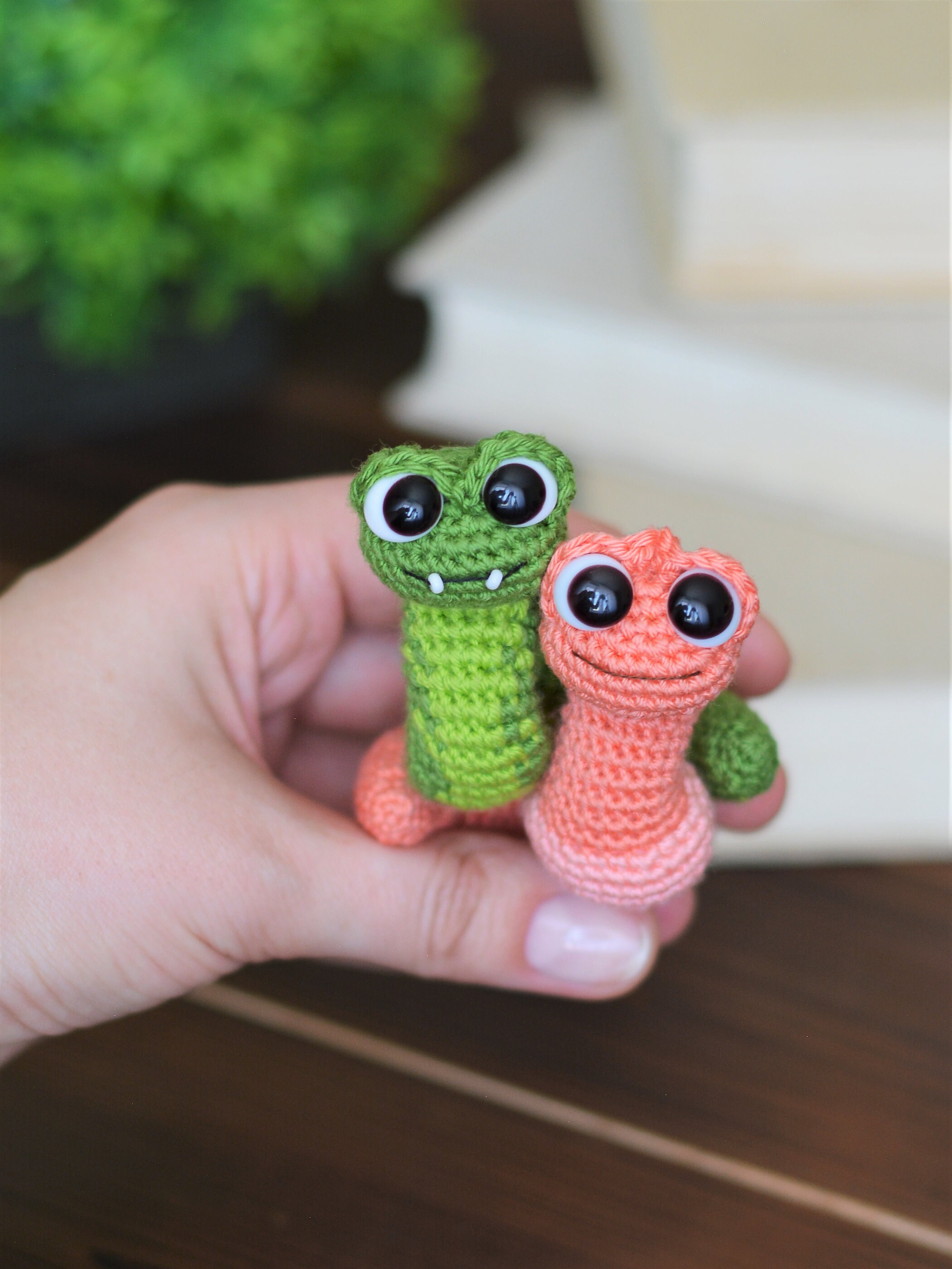Worm and Snake Crochet Pattern, Angry Worm Amigurumi Tutorial, DIY Mini ...