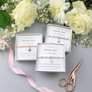 Voorstel bloemenmeisje, armband voorstel, Be Our, Be Our bloemenmeisje, Gedicht bloemenmeisje, huwelijksgunsten, bestemming bruiloft, parel