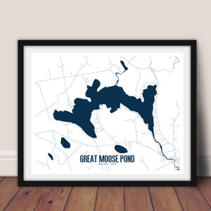 Gran moose estanque Maine mapa imprimible, gran arte de pared del estanque del alce, arte de la pared del mapa del lago, arte de la pared del maine, decoración de la red, impresión de la casa del lago