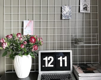 Large 98 cm x 98 cm White Wire Wall Grid + shelf, FREE CLIPS, Mesh Memo Board, Workspace, MemoBoard, Notice Metal Grid, Workspace