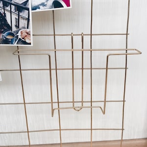 Suporte para quadro de humor A4/memorando, mural, quadro de anúncios, quadro, organizador, decoração de parede, lista de tarefas, bloco de notas, grade de parede de arame, prateleira, prateleiras, quadro de humor