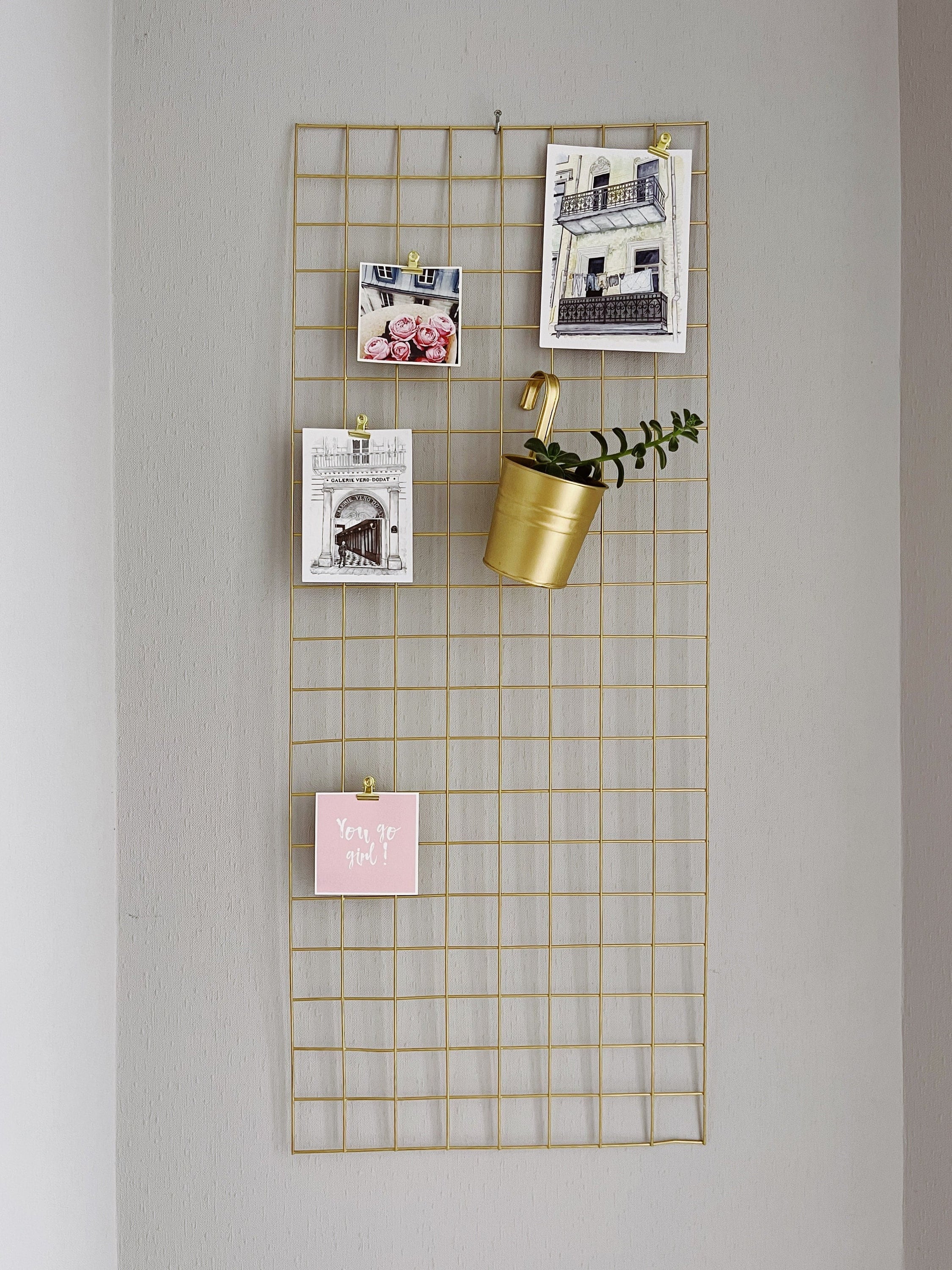 GoldDraht Wandgitter, Freie Clips, Großes Metall Fotogitter, Foto gitter,  Wire Memo Board, Polaroid Panel, Gerahmte Kinder Stimmungstafel, Wall Grid  -  Schweiz