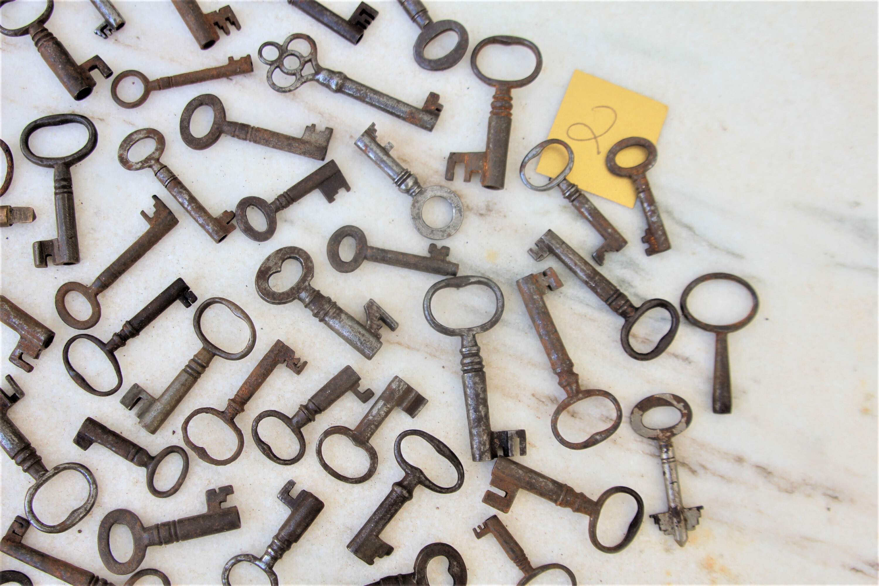 63 Small Decorative Keys Antique & Vintage Etsy