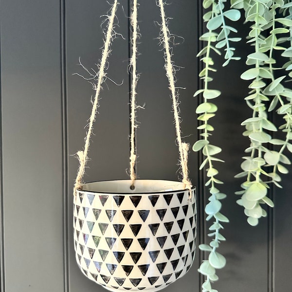 Black Geo Isla Hanging Planter | Eclectic Decor | Gift Ideas | Pot Covers | Planters | Monochrome Hanging Planter