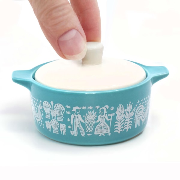 Pyrex-Inspired Butterprint Casserole Ceramic Trinket Box