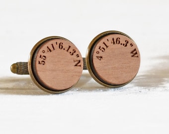 Aangepaste coördinaten geschenken - coördinaten manchetknopen - gepersonaliseerde manchetknopen - aangepaste coördinaten - houten manchetknopen - geschenken voor bruidegom