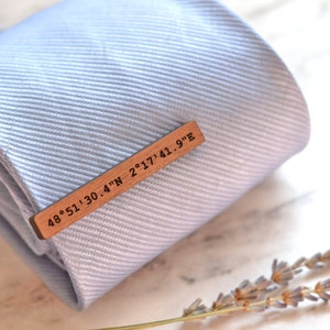 Personalised Wood Tie Clip, Custom Coordinates Tie Bar, Wedding Gifts for Groom, Wedding Tie Clip, 5th Anniversary Gift for Him