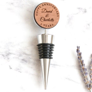 Personalised Wine Bottle Stopper, 5th Anniversary Gift, Wood Anniversary Fifth Wedding Anniversary Present for Her, Couples Housewarming