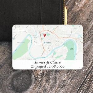 Billetera con mapa personalizada, inserto de billetera de metal con ubicación especial personalizada, regalo de aniversario para esposo y esposa, regalo de compromiso de boda