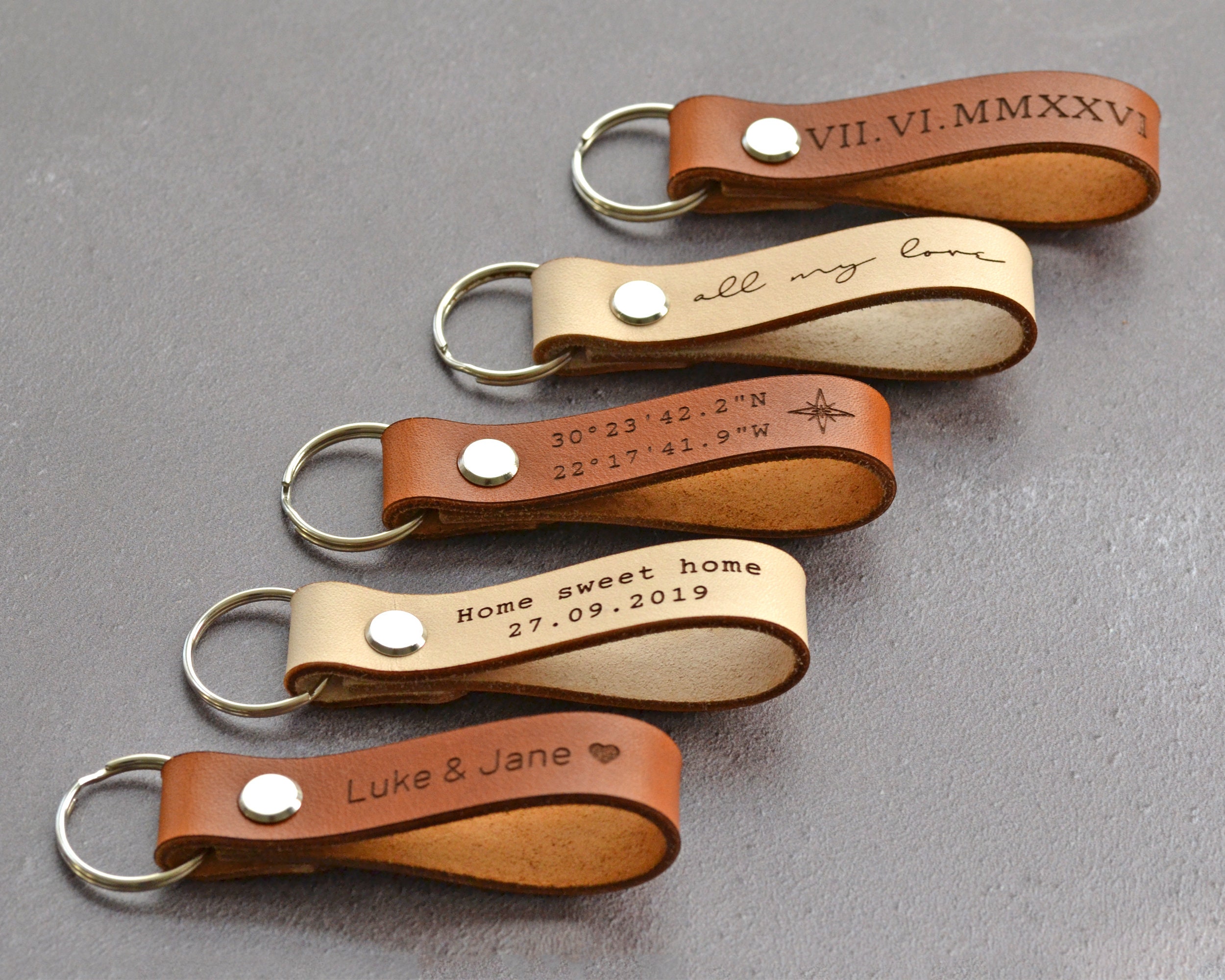 ShowstopperSupplies Personalized Leather Key Chain, Custom Leather Keyring, Gifts for Him Her, Third Leather Anniversary Gift, Customised Valentine's Day Gift