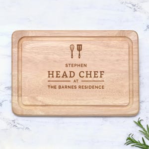 Personalised Head Chef Chopping Board, Engraved Wood Chopping Board, Cooking Gift for Dad Husband, Kitchen Gift for Him Her