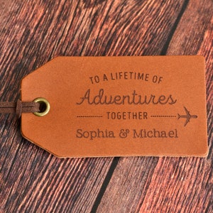 Personalised Leather Luggage Tag, Travel Gift for Boyfriend Girlfriend, Leather Anniversary Gift for Him or Her image 2