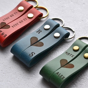 Personalised Leather Keyring Set, Valentine&#39;s Day Gift Boyfriend Girlfriend, Couples Gift Pair of Keyrings, Heart Keychains Anniversary Gift