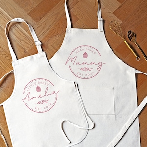 Personalised Name Apron, Children&#39;s Name Apron, Nannie Mum Daughter Aprons, Baking Gift for Nanny Granny, Cooking Gifts for Granddaughter