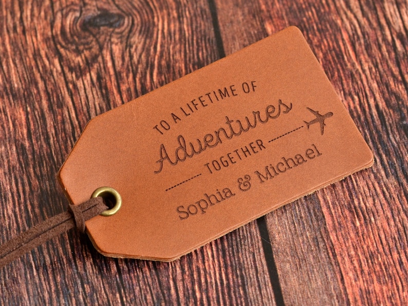 Personalised Leather Luggage Tag, Travel Gift for Boyfriend Girlfriend, Leather Anniversary Gift for Him or Her image 1