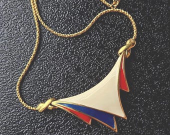 Vtg MONET Patriotic Enamel Necklace 16"