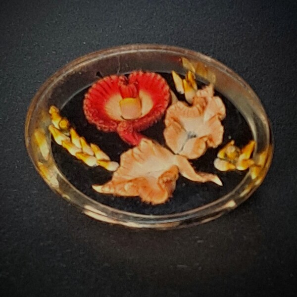 Vintage Reverse Carved Lucite Brooch