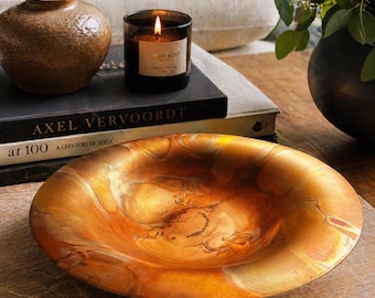 Ciotola in vetro artistico Peg Miller – Centrotavola iridescente realizzato a mano – Vetro firmato dallo studio – Decorazione moderna e organica – Complemento d'arredo di lusso