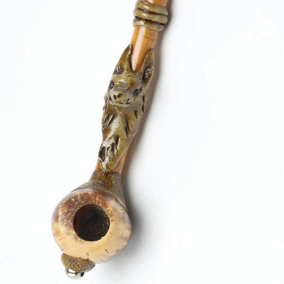 Smoking Pipe w/ Bamboo Stem - Fox Design – Made in the Andes