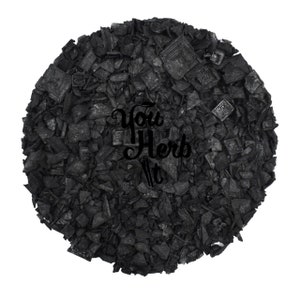 Schwarze Meersalz-Flocken